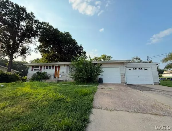 1532 Kingsway DR, Arnold, MO 63010