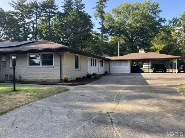 Cape Girardeau, MO 63701,2615 Maria Louise LN