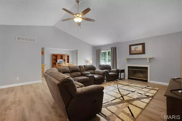 Warrenton, MO 63383,26257 Trailwood DR