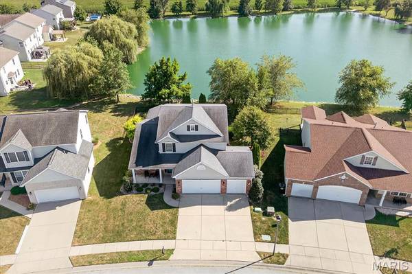 1125 Gulfstream WAY, Mascoutah, IL 62258