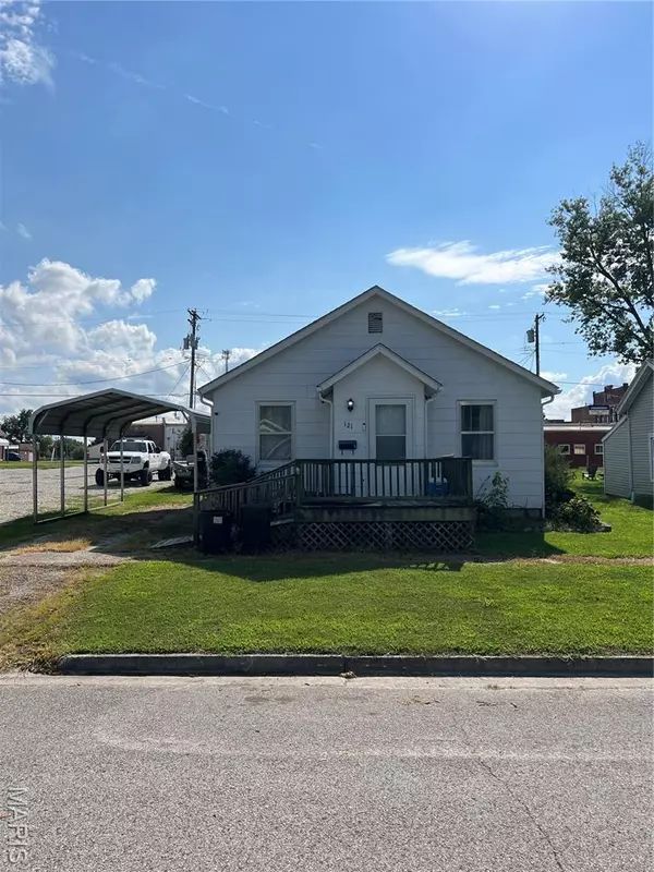 121 N Wentz ST, Montgomery City, MO 63361