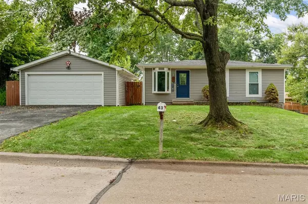 43 Plum Tree DR, St Peters, MO 63376