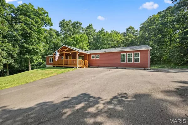 Wright City, MO 63390,29039 Winding Woods Cir