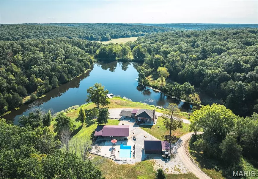 1419 Jasper Spur RD, Bland, MO 65014