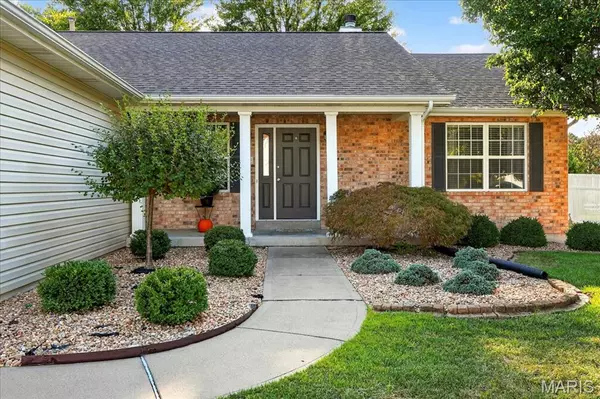 St Charles, MO 63301,3457 Carriage XING