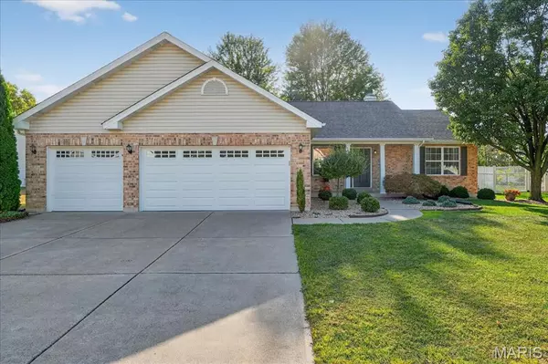 St Charles, MO 63301,3457 Carriage XING