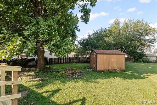 East Alton, IL 62024,145 Victory DR