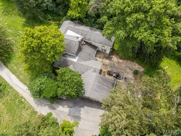 789 Saint Paul RD, Wildwood, MO 63021