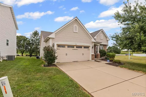 Belleville, IL 62220,1420 Orchard Lakes CIR