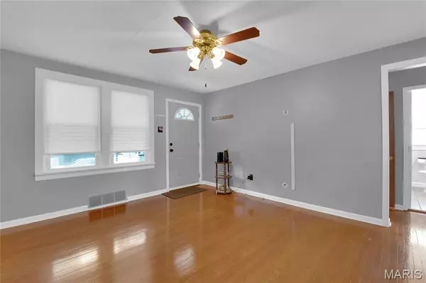 St Louis, MO 63125,4013 Birchwood PL