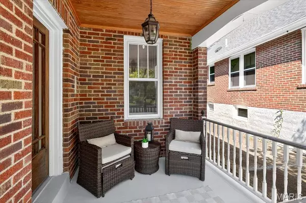 Kirkwood, MO 63122,511 Clemens AVE