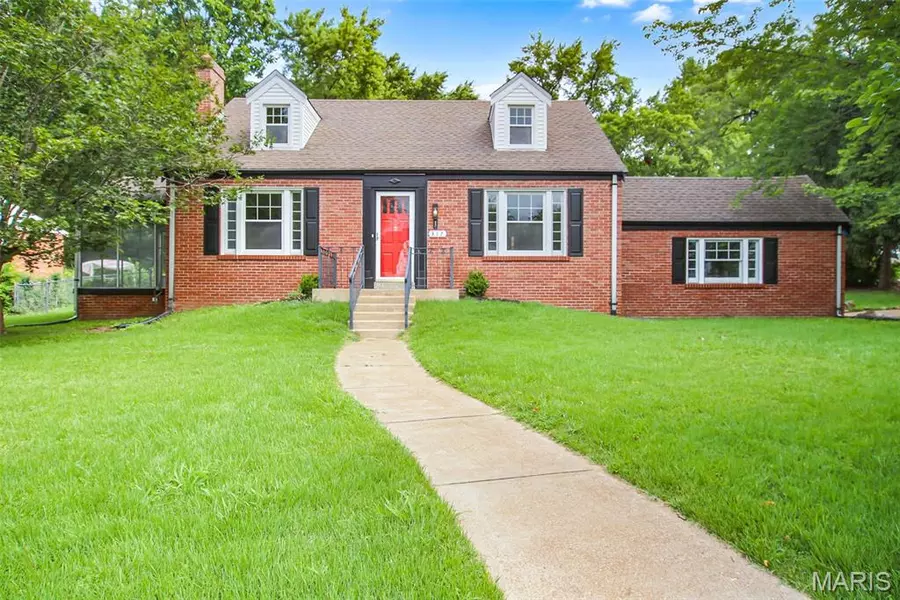 317 Thoroughman AVE, Ferguson, MO 63135