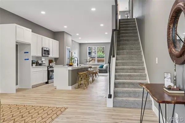 St Louis, MO 63104,2258 S Jefferson AVE