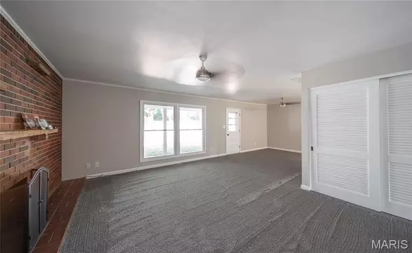 Rolla, MO 65401,58 Johnson DR