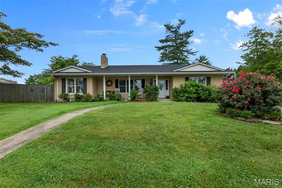 211 N Hope ST, Jackson, MO 63755