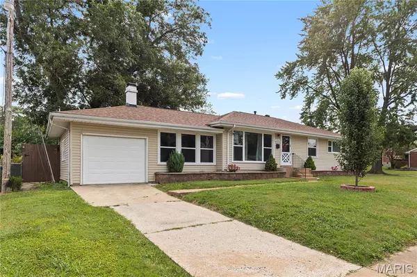 St Ann, MO 63074,3442 Saint Donald LN