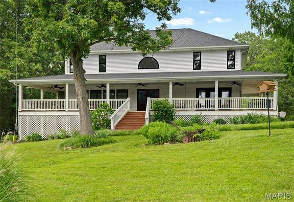3724 Nadler RD, Unincorporated, MO 63385