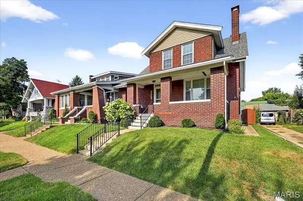 1033 Fairmount AVE, St Louis, MO 63139