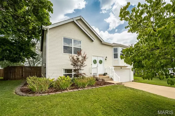 St Peters, MO 63376,14 Kingspointe DR