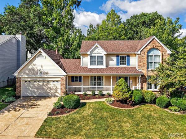 2113 Seven Oaks DR, St Charles, MO 63303