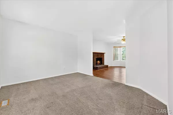 Black Jack, MO 63033,4435 Paddock Point DR