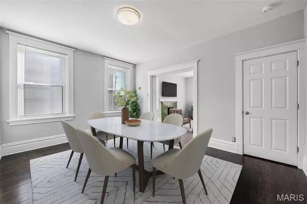 St Louis, MO 63112,7205 Southwest