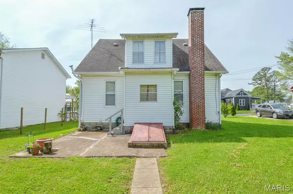 Red Bud, IL 62278,611 E Olive ST