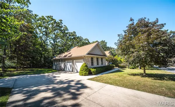 Rolla, MO 65401,814 Marti DR