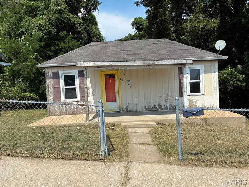 211 N 9th ST, Festus, MO 63028