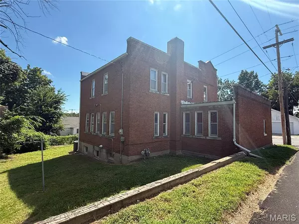 Hannibal, MO 63401,120 S Hayden ST
