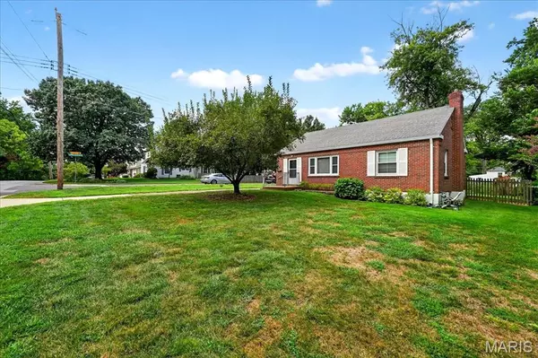 Webster Groves, MO 63119,423 S Old Orchard AVE