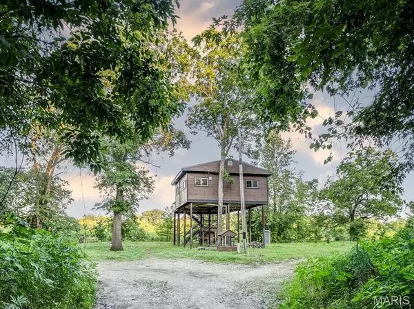 963 Pohlman Slough RD, Brussels, IL 62013