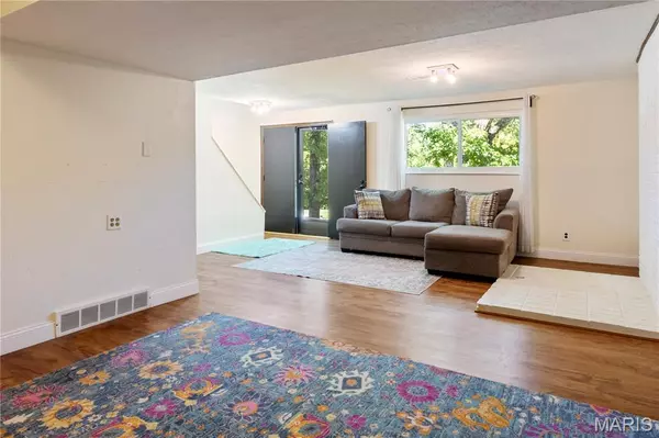 Valley Park, MO 63088,65 Guylyn PL