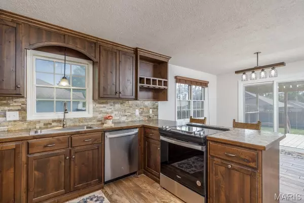 Lebanon, MO 65536,2825 Lafayette AVE