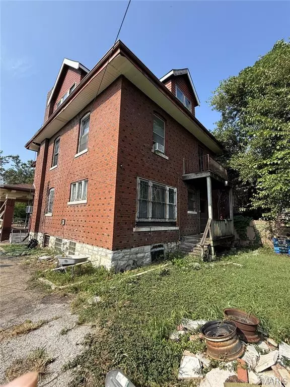 St Louis, MO 63112,5541 Chamberlain AVE