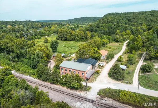 Newburg, MO 65550,13001 Arlington RD