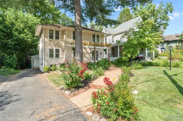 Webster Groves, MO 63119,457 Newport AVE