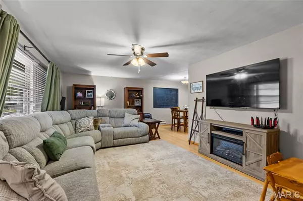 Cape Girardeau, MO 63701,1835 Westridge DR