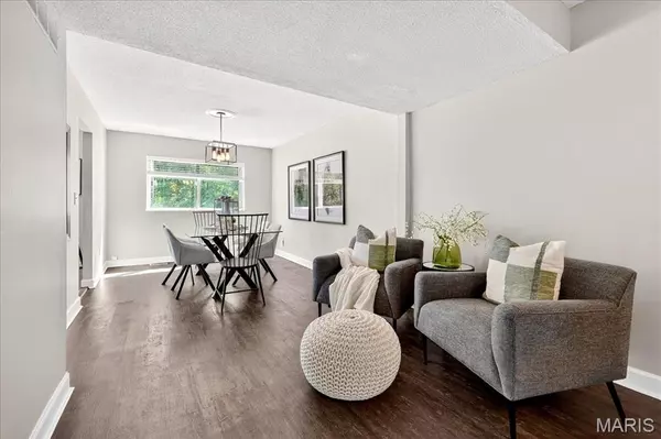 Ellisville, MO 63021,183 Carmel Woods DR