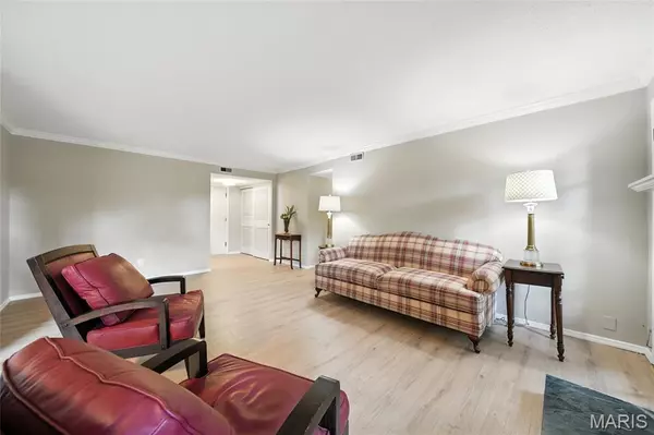 Chesterfield, MO 63017,1530 Bedford Forge CT #5