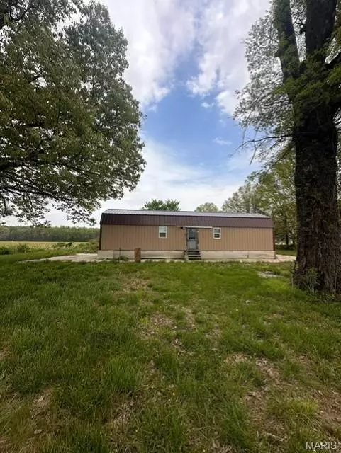 1464 County Road 309, Poplar Bluff, MO 63901