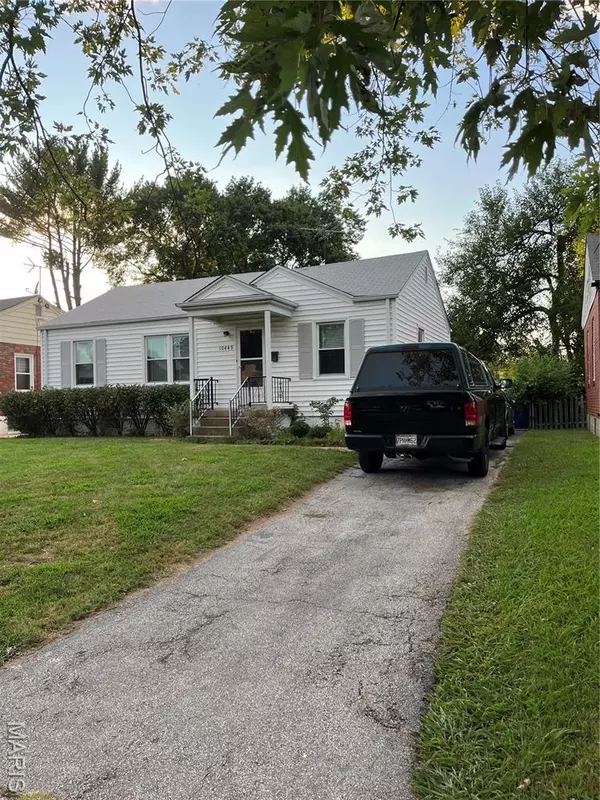 St Ann, MO 63074,10449 San Carlos LN