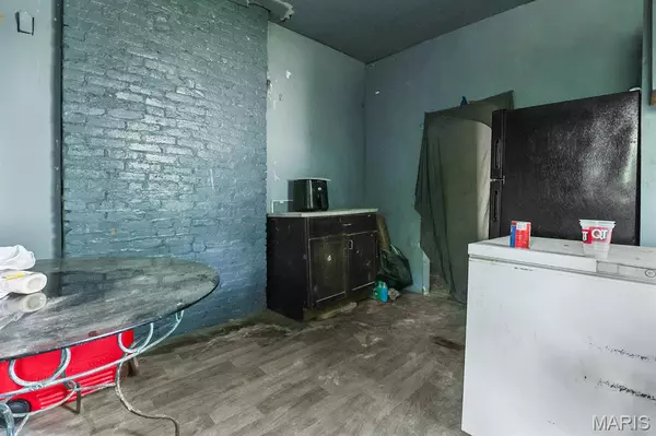 St Louis, MO 63115,5449 Geraldine Ave