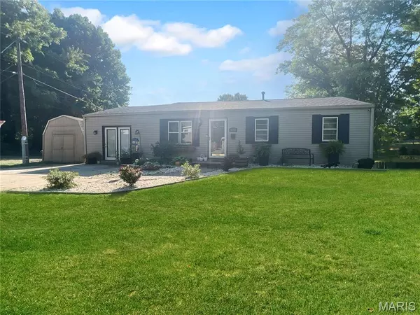 1001 Virginia ST, Collinsville, IL 62234