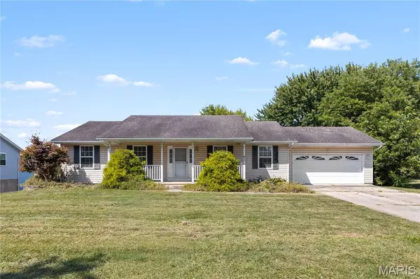 Alton, IL 62002,5 Courtesy LN