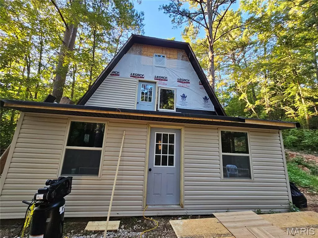 Van Buren, MO 63965,99 Holliday DR