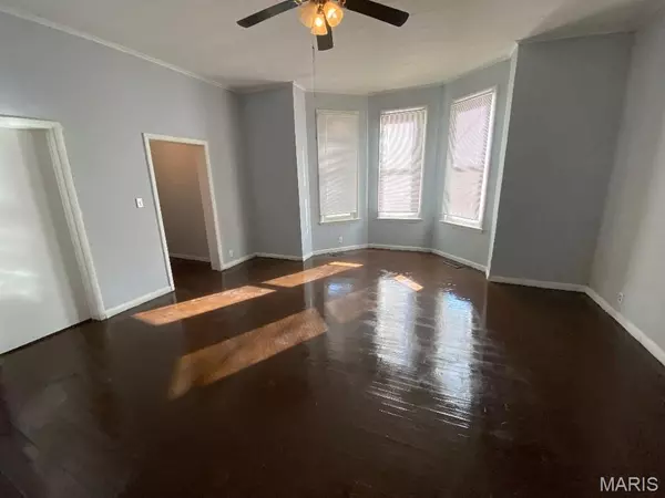 Carrollton, IL 62016,633 4th ST