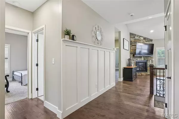 Glen Carbon, IL 62034,206 Edwards ST