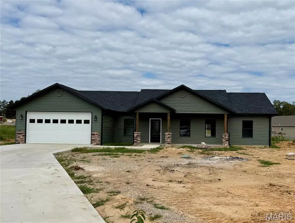 Poplar Bluff, MO 63901,148 Lanee LN