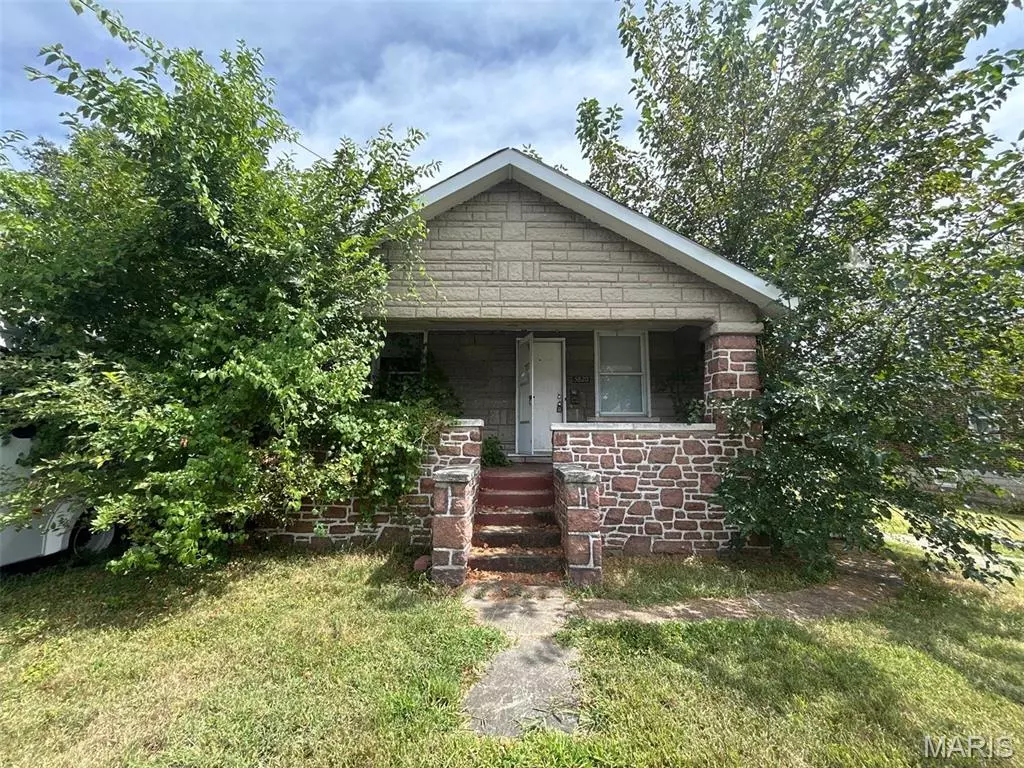 Jennings, MO 63136,5820 Helen AVE
